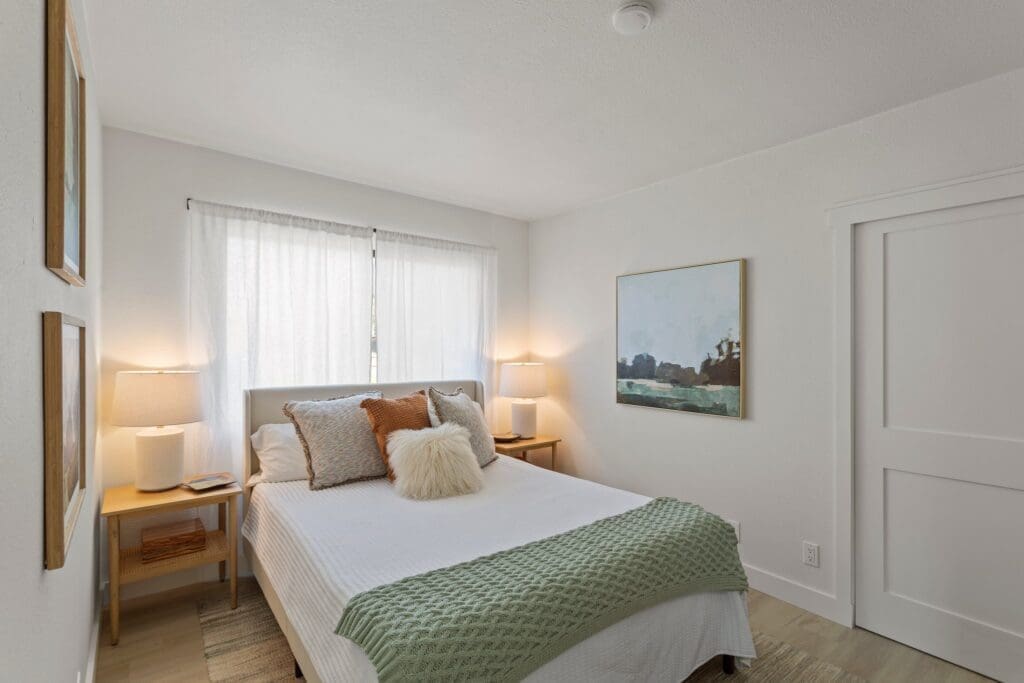 Guest room with green crocheted cover at 41443 Inverness Way