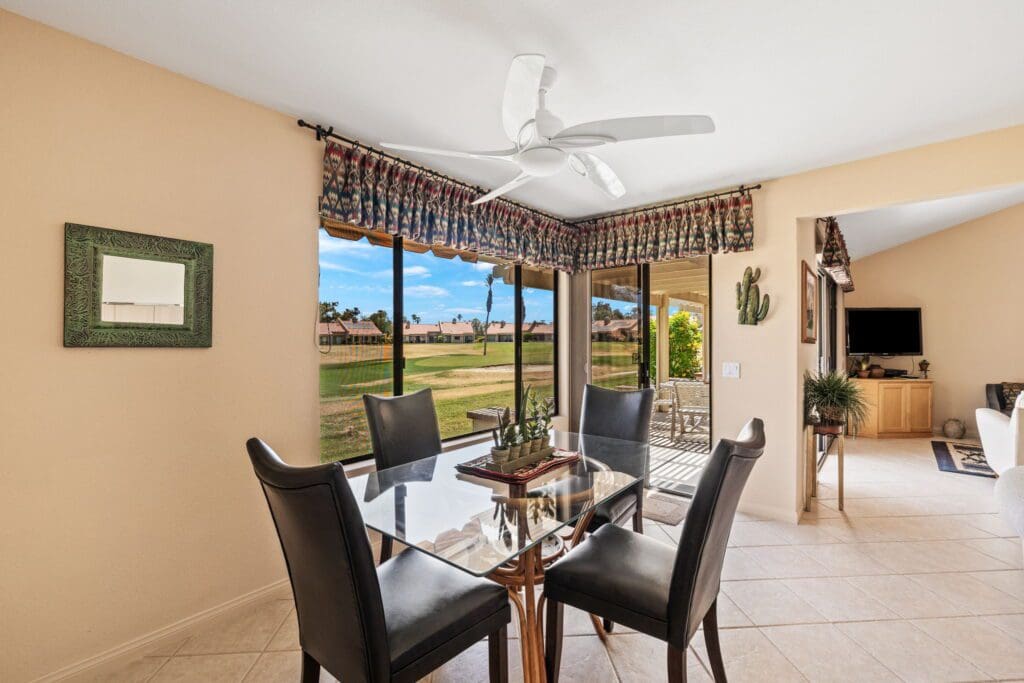 dining area 2