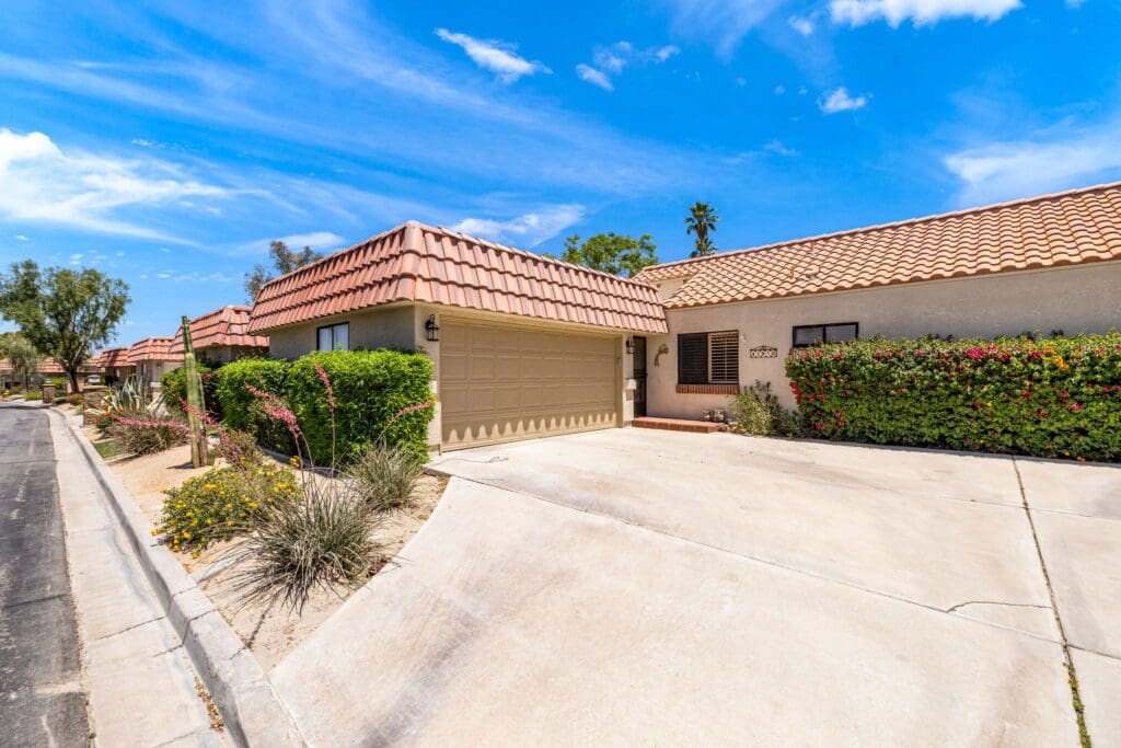 garage/driveway