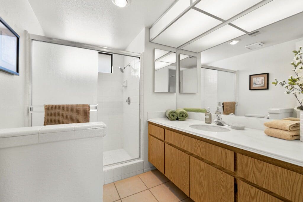 2nd bathroom