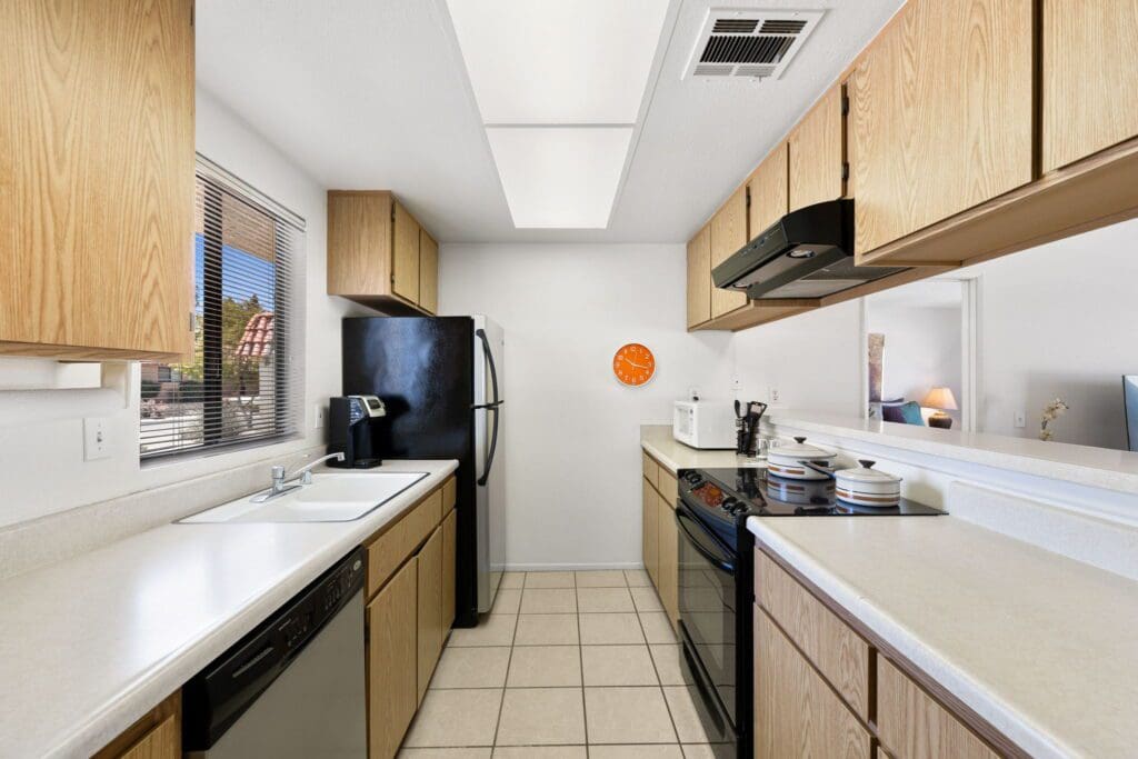 complete kitchen