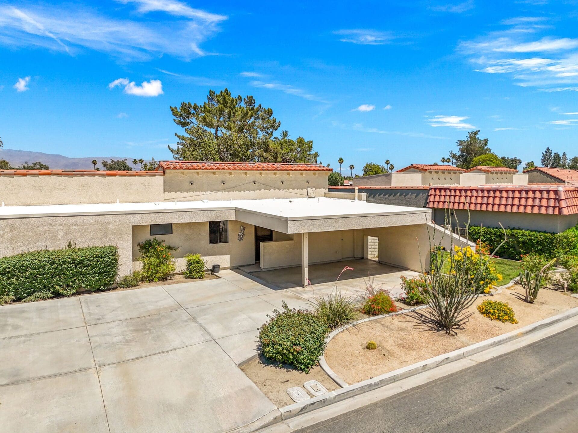 front view with car port