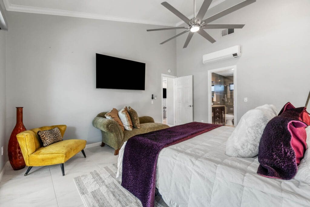 2nd bedroom with couches