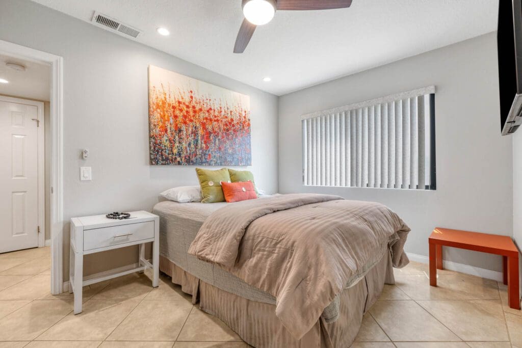 3rd bedroom side view