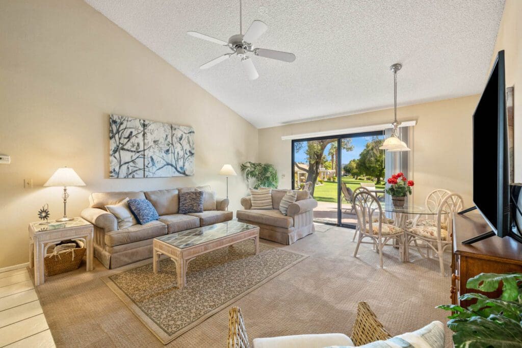 full view of living room