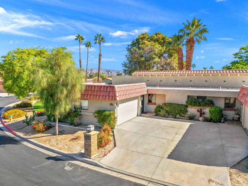 aerial view of garage