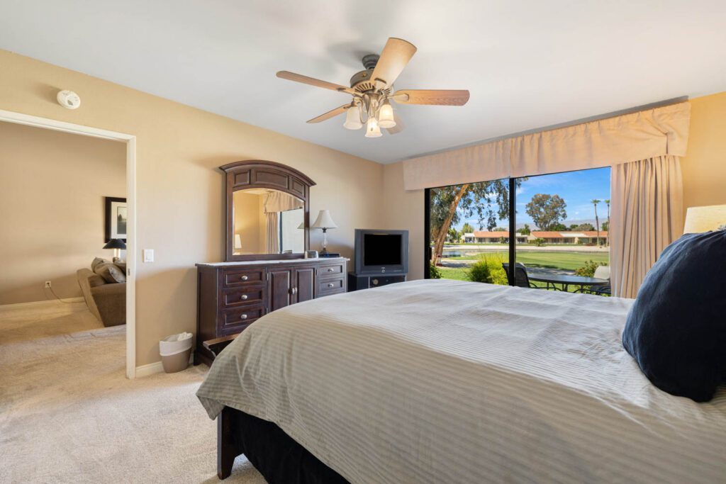 master bed side view
