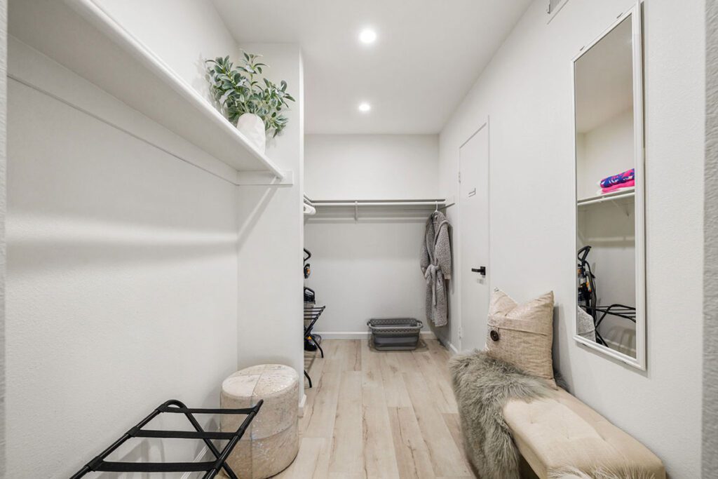 primary walk in closet