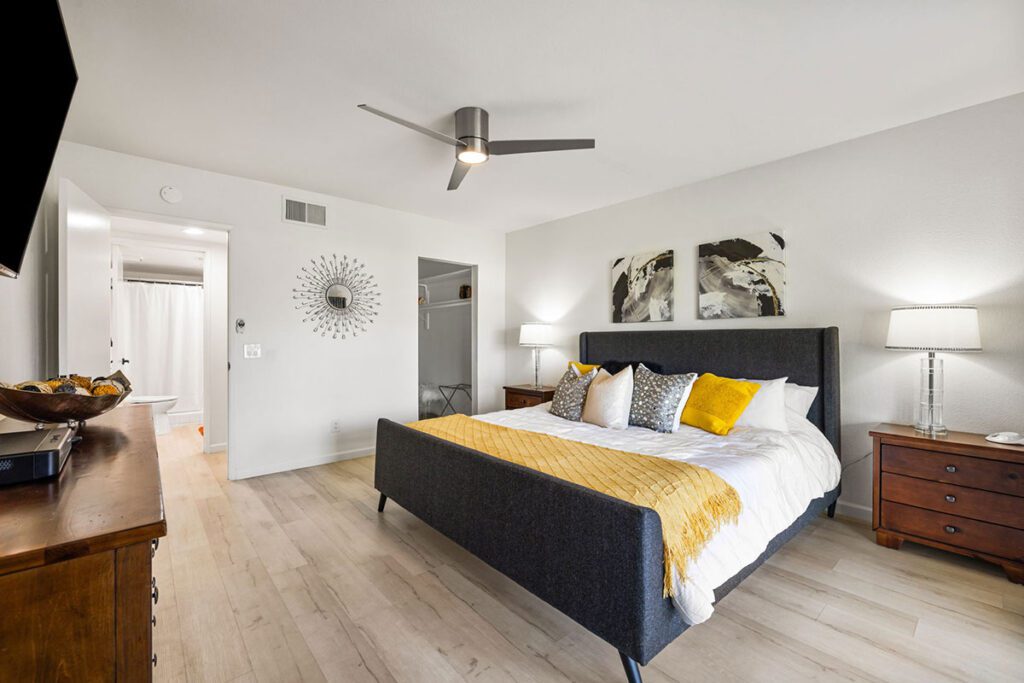 secondary bed and bath